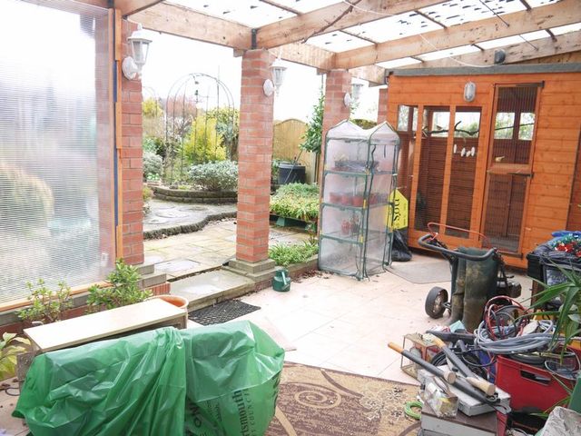  Image of 3 bedroom Semi-Detached house to rent in Spring Lane Fair Oak Eastleigh SO50 at Spring Lane  Eastleigh, SO50 6BB