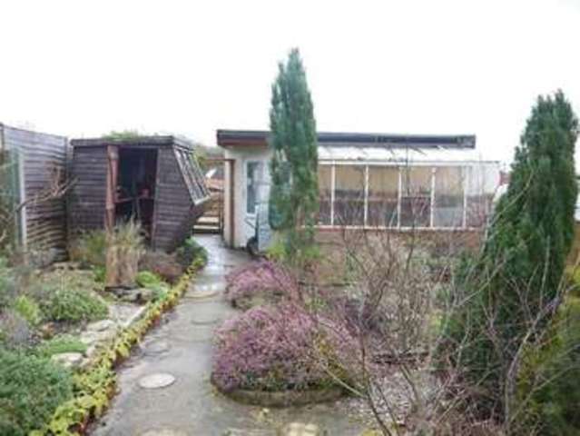  Image of 3 bedroom Semi-Detached house to rent in Spring Lane Fair Oak Eastleigh SO50 at Spring Lane  Eastleigh, SO50 6BB