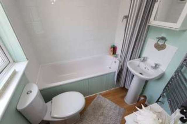  Image of 2 bedroom Terraced house to rent in Church Road Fair Oak Eastleigh SO50 at Church Road  Eastleigh, SO50 6DS