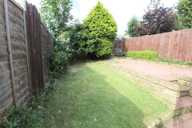  Image of 3 bedroom Terraced house to rent in Olympic Way Fair Oak Eastleigh SO50 at Olympic Way  Eastleigh, SO50 8QA