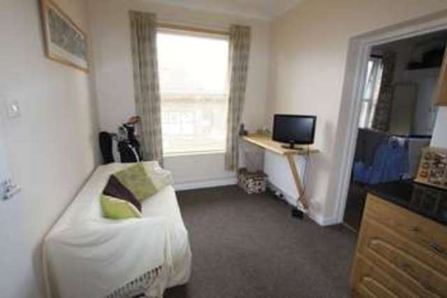  Image of 1 bedroom Flat to rent in West Horton Lane Fair Oak Eastleigh SO50 at West Horton Lane Bishopstoke Eastleigh, SO50 8LT
