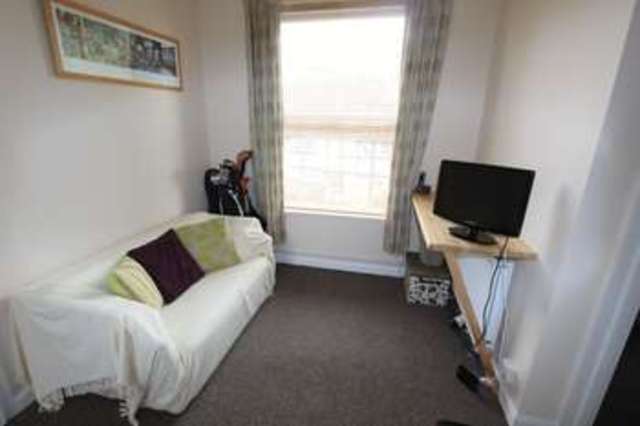  Image of 1 bedroom Flat to rent in West Horton Lane Fair Oak Eastleigh SO50 at West Horton Lane Bishopstoke Eastleigh, SO50 8LT