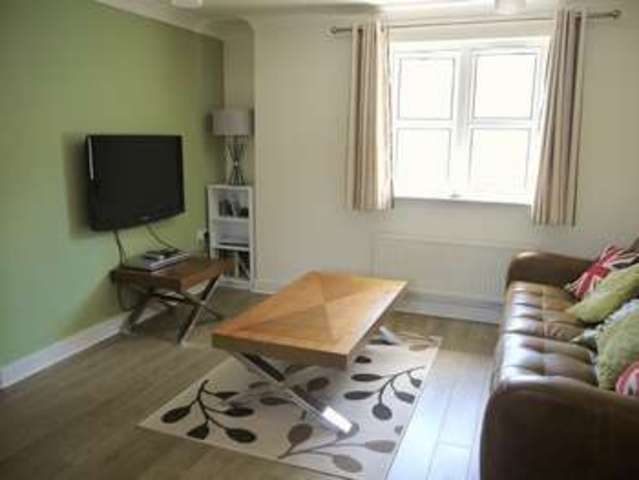  Image of 1 bedroom Flat to rent in Elkins Square Fair Oak Eastleigh SO50 at Elkins Square Bishopstoke Eastleigh, SO50 8HF