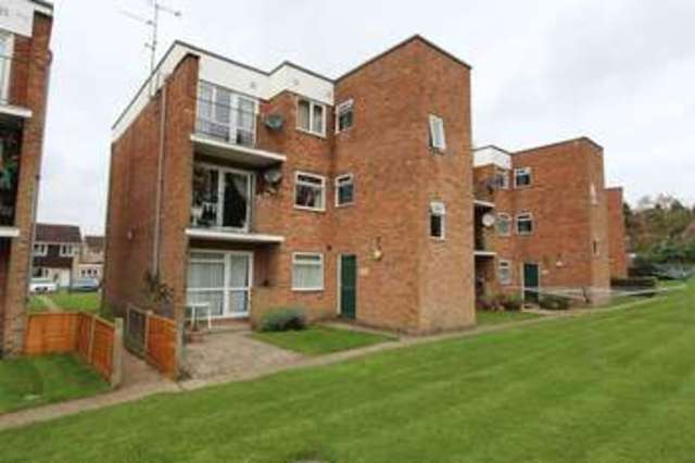  Image of 2 bedroom Flat to rent in Bracken Crescent Fair Oak Eastleigh SO50 at Bracken Crescent  Eastleigh, SO50 8ND