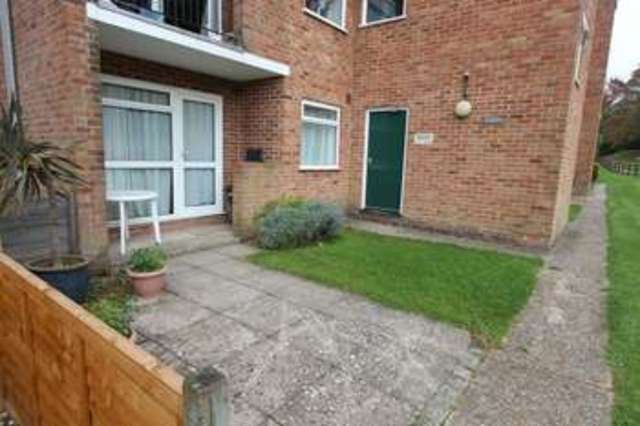  Image of 2 bedroom Flat to rent in Bracken Crescent Fair Oak Eastleigh SO50 at Bracken Crescent  Eastleigh, SO50 8ND
