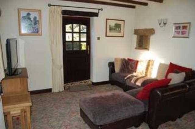  Image of 3 bedroom Detached house for sale in Black Dyke Lane Thornton Bradford BD13 at Thornton Bradford Thornton, BD13 3RR