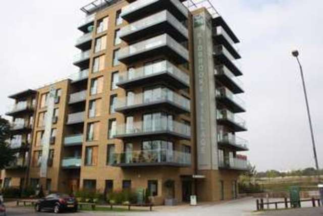  Image of 2 bedroom Flat for sale in Tizzard Grove London SE3 at 40 Tizzard Grove  London, SE3 9FD