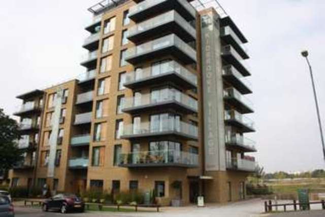  Image of 2 bedroom Flat for sale in Tizzard Grove London SE3 at 40 Tizzard Grove  London, SE3 9FD