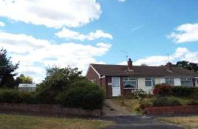  Image of 2 bedroom Bungalow for sale in Parkhill Close Blackwater Camberley GU17 at Blackwater Camberley Blackwater, GU17 0LZ