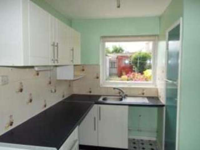  Image of 2 bedroom Bungalow for sale in Parkhill Close Blackwater Camberley GU17 at Blackwater Camberley Blackwater, GU17 0LZ