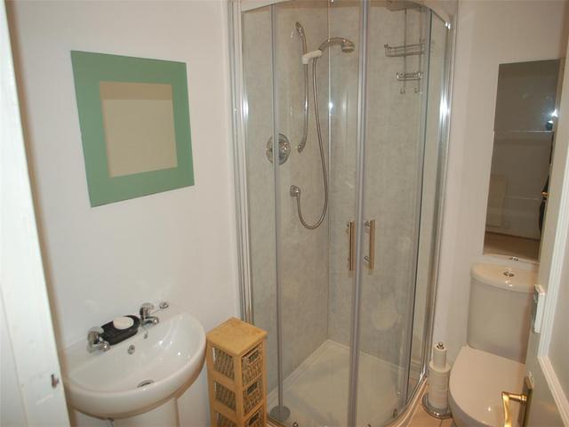  Image of 2 bedroom Flat to rent in Blackwood Crescent Edinburgh EH9 at Newington Edinburgh Edinburgh, EH9 1QX
