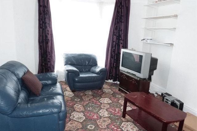  Image of 4 bedroom Terraced house for sale in Blades Street Lancaster LA1 at Blades Street  Lancaster, LA1 1TS