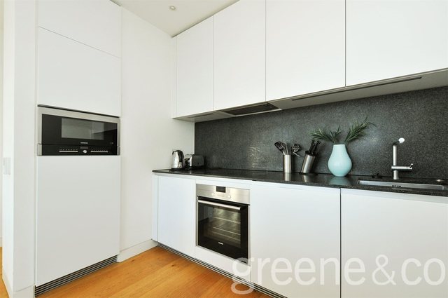  Image of 1 bedroom Flat to rent in Holland Street London SE1 at 60 Holland Street Shad Thames Southwark Cathedral, SE1 9JF