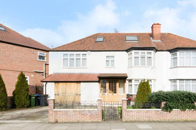  Image of 5 bedroom Detached house for sale in Blockley Road Wembley HA0 at Blockley Road  North Wembley, HA0 3LU