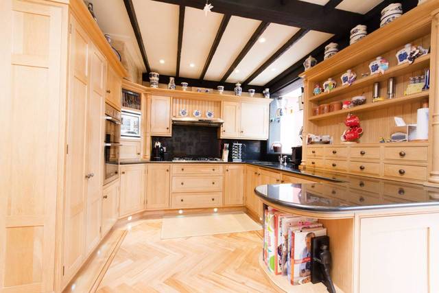  Image of 5 bedroom Detached house for sale in Blockley Road Wembley HA0 at Blockley Road  North Wembley, HA0 3LU