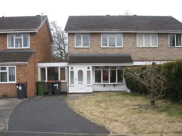  Image of 3 bedroom Semi-Detached house to rent in Board Close St. Georges Telford TF2 at Board Close St. Georges Telford, TF2 9PP