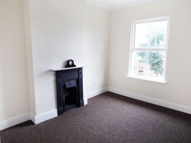  Image of 3 bedroom Terraced house for sale in Boothenwood Terrace Penkhull Stoke-on-Trent ST4 at Boothenwood Terrace Stoke Stoke-On-Trent, ST4 5EZ
