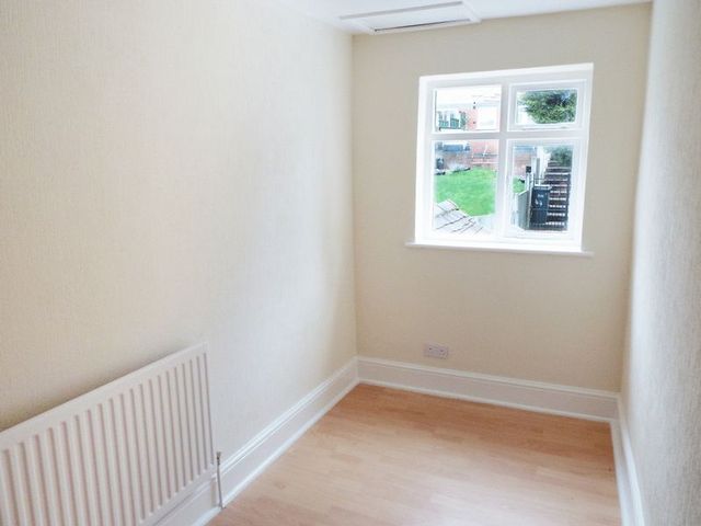  Image of 3 bedroom Terraced house for sale in Boothenwood Terrace Penkhull Stoke-on-Trent ST4 at Boothenwood Terrace Stoke Stoke-On-Trent, ST4 5EZ