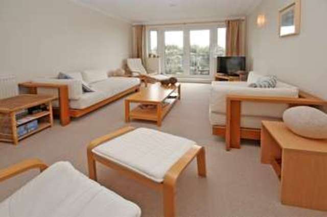  Image of 2 bedroom Apartment for sale in Boscombe Cliff Road Pokesdown Bournemouth BH5 at Boscombe Cliff Road Boscombe Manor Bournemouth, BH5 1JP