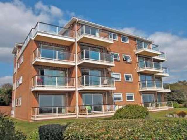  Image of 2 bedroom Flat for sale in Boscombe Overcliff Drive Southbourne Bournemouth BH5 at Boscombe Overcliff Drive  Bournemouth, BH5 1JB