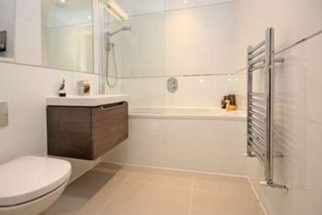  Image of 2 bedroom Flat for sale in Boscombe Overcliff Drive Southbourne Bournemouth BH5 at Boscombe Overcliff Drive  Bournemouth, BH5 2EJ