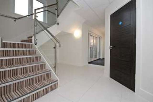  Image of 2 bedroom Flat for sale in Boscombe Overcliff Drive Southbourne Bournemouth BH5 at Boscombe Overcliff Drive  Bournemouth, BH5 2EJ