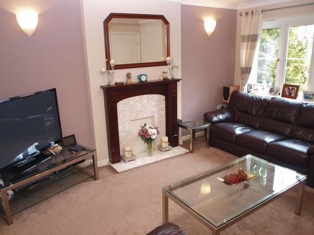  Image of 4 bedroom Detached house for sale in Botesworth Green Milnrow Rochdale OL16 at Botesworth Green Milnrow Rochdale, OL16 3PJ