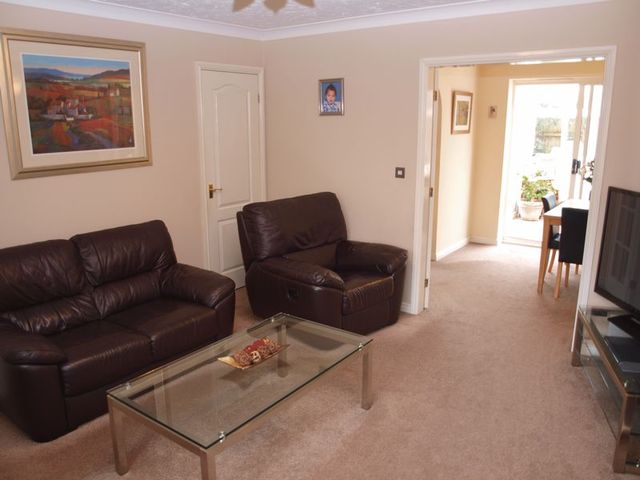  Image of 4 bedroom Detached house for sale in Botesworth Green Milnrow Rochdale OL16 at Botesworth Green Milnrow Rochdale, OL16 3PJ