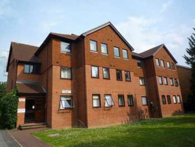  Image of 1 bedroom Flat to rent in Brunswick Road Sutton SM1 at Brunswick Road Sutton, SM1 4NZ