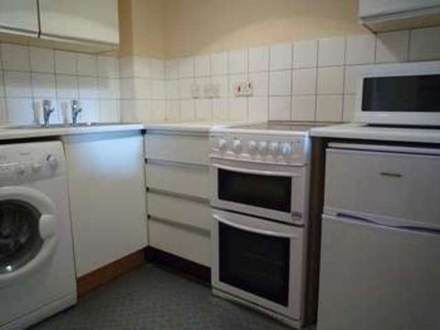  Image of 1 bedroom Flat to rent in Brunswick Road Sutton SM1 at Brunswick Road Sutton, SM1 4NZ