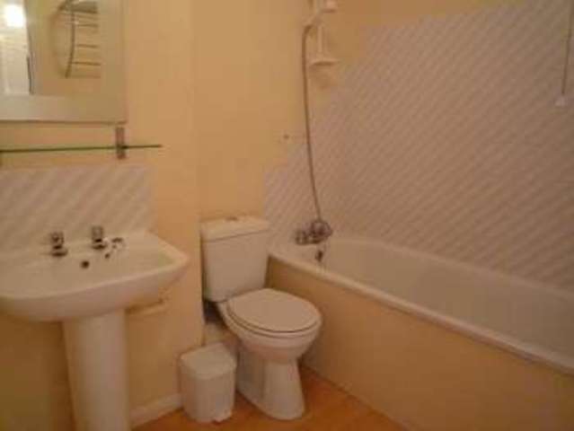  Image of 1 bedroom Flat to rent in Brunswick Road Sutton SM1 at Brunswick Road Sutton, SM1 4NZ
