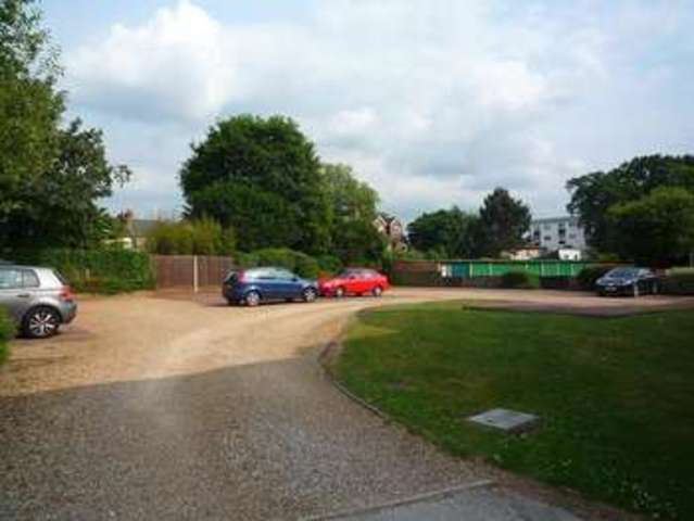  Image of 1 bedroom Flat to rent in Brunswick Road Sutton SM1 at Brunswick Road Sutton, SM1 4NZ