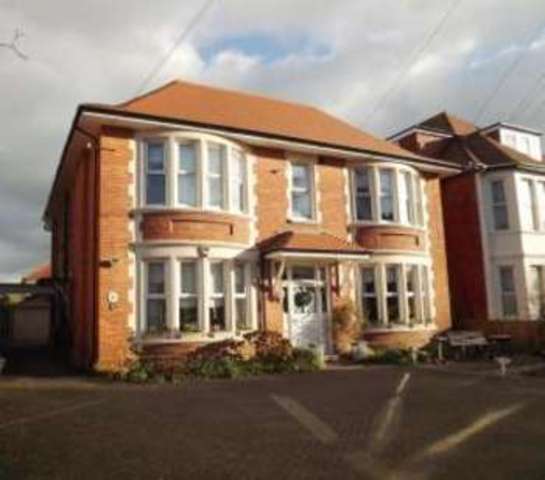  Image of 2 bedroom Flat for sale in Grand Avenue Southbourne Bournemouth BH6 at Bournemouth Dorset Wick, BH6 3SY