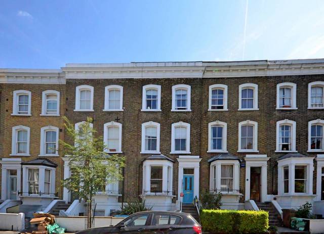  Image of 1 bedroom Flat for sale in Bouverie Road London N16 at Bouverie Road  Stoke Newington, N16 0AJ