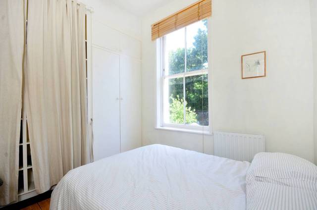  Image of 1 bedroom Flat for sale in Bouverie Road London N16 at Bouverie Road  Stoke Newington, N16 0AJ