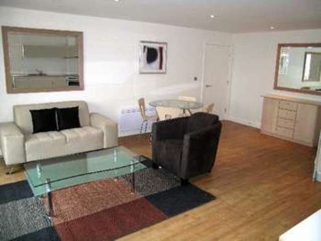  Image of 1 bedroom Flat to rent in Hereford Road London E3 at Queensgate House  Bow, E3 2FN