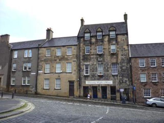  Image of 4 bedroom Flat to rent in Bow Street Stirling FK8 at Stirling  Stirling, FK8 1BS