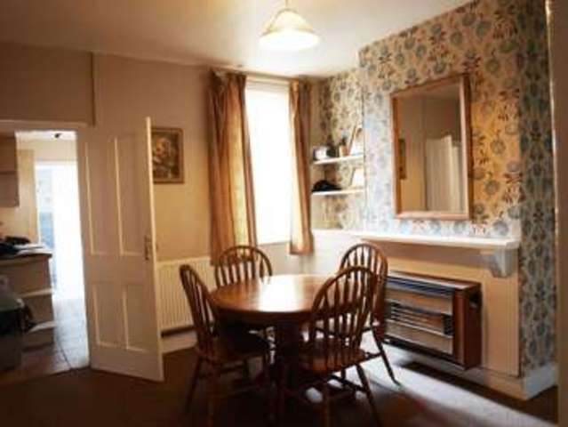  Image of 3 bedroom Terraced house for sale in Bowbridge Road Newark NG24 at Bowbridge Road  Newark, NG24 4BZ