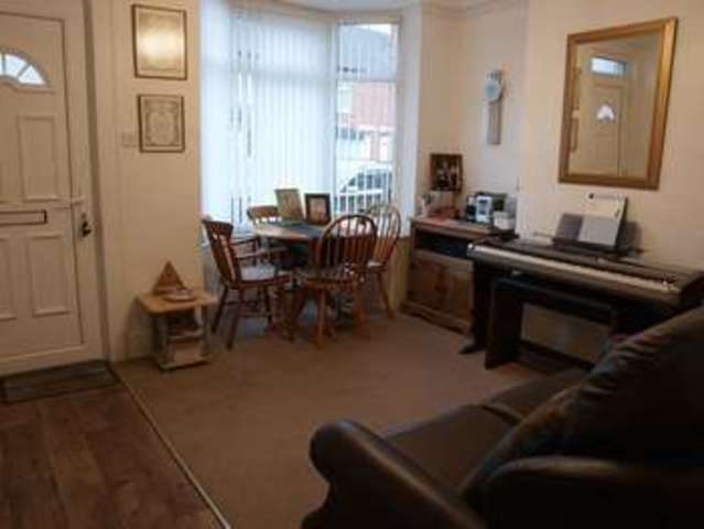 Image of 3 bedroom Terraced house for sale in Bowbridge Road Newark NG24 at Bowbridge Road  Newark, NG24 4BZ