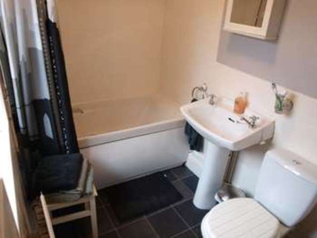  Image of 3 bedroom Terraced house for sale in Bowbridge Road Newark NG24 at Bowbridge Road  Newark, NG24 4BZ