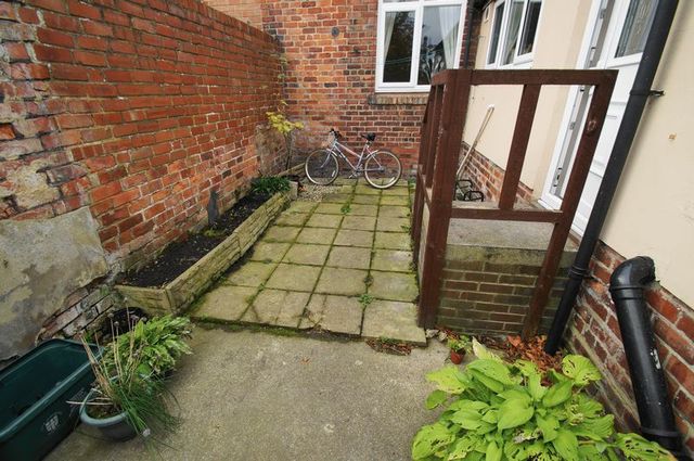  Image of 3 bedroom Terraced house to rent in Steavenson Street Bowburn Durham DH6 at Steavenson Street Bowburn Durham, DH6 5BA
