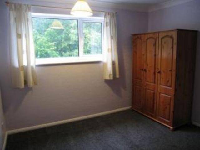  Image of 3 bedroom Terraced house to rent in Penrhyn Close Eastleigh SO50 at Penrhyn Close  EASTLEIGH, SO50 4QF