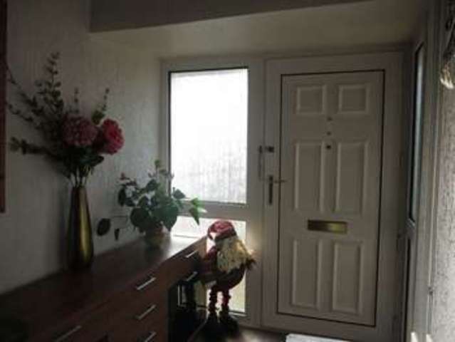  Image of 3 bedroom Semi-Detached house to rent in Hadleigh Gardens Eastleigh SO50 at Hadleigh Gardens  EASTLEIGH, SO50 4NP