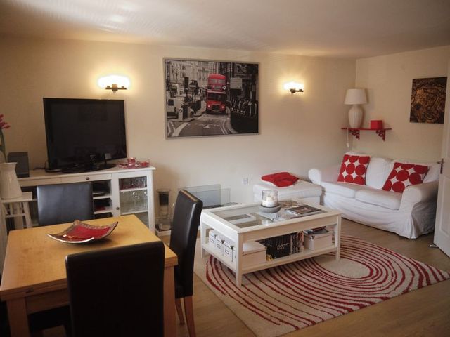  Image of 4 bedroom Terraced house to rent in Crestwood View Eastleigh SO50 at Crestwood View  Eastleigh, SO50 4NF
