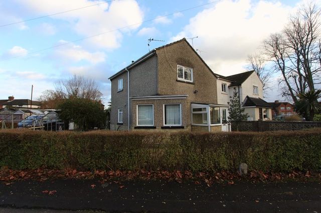  Image of 3 bedroom Semi-Detached house to rent in The Recess Eastleigh SO50 at The Recess  Eastleigh, SO50 4GF