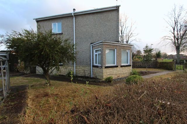  Image of 3 bedroom Semi-Detached house to rent in The Recess Eastleigh SO50 at The Recess  Eastleigh, SO50 4GF