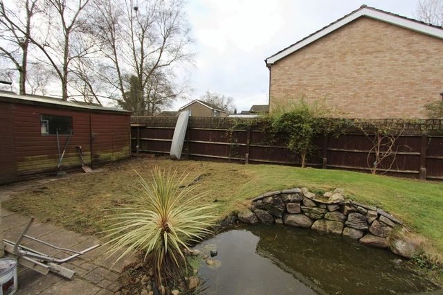  Image of 4 bedroom Detached house to rent in Denbigh Close Eastleigh SO50 at Denbigh Close BOYATT WOOD Eastleigh, SO50 4QN