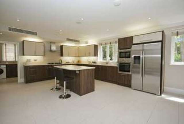  Image of 6 bedroom Detached house for sale in The Woods Northwood HA6 at Oxhey Drive South  Northwood, HA6 3EX
