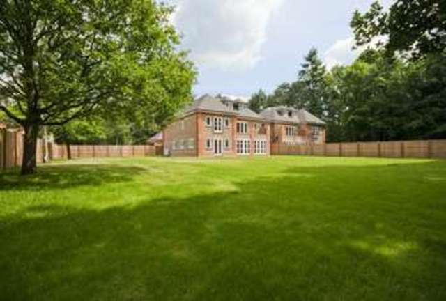  Image of 6 bedroom Detached house for sale in The Woods Northwood HA6 at Oxhey Drive South  Northwood, HA6 3EX