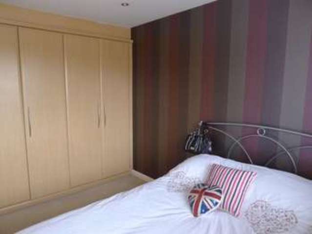  Image of 3 bedroom Semi-Detached house to rent in Bradbury Close Gateshead NE10 at Bradbury Close  Gateshead, NE10 8UF